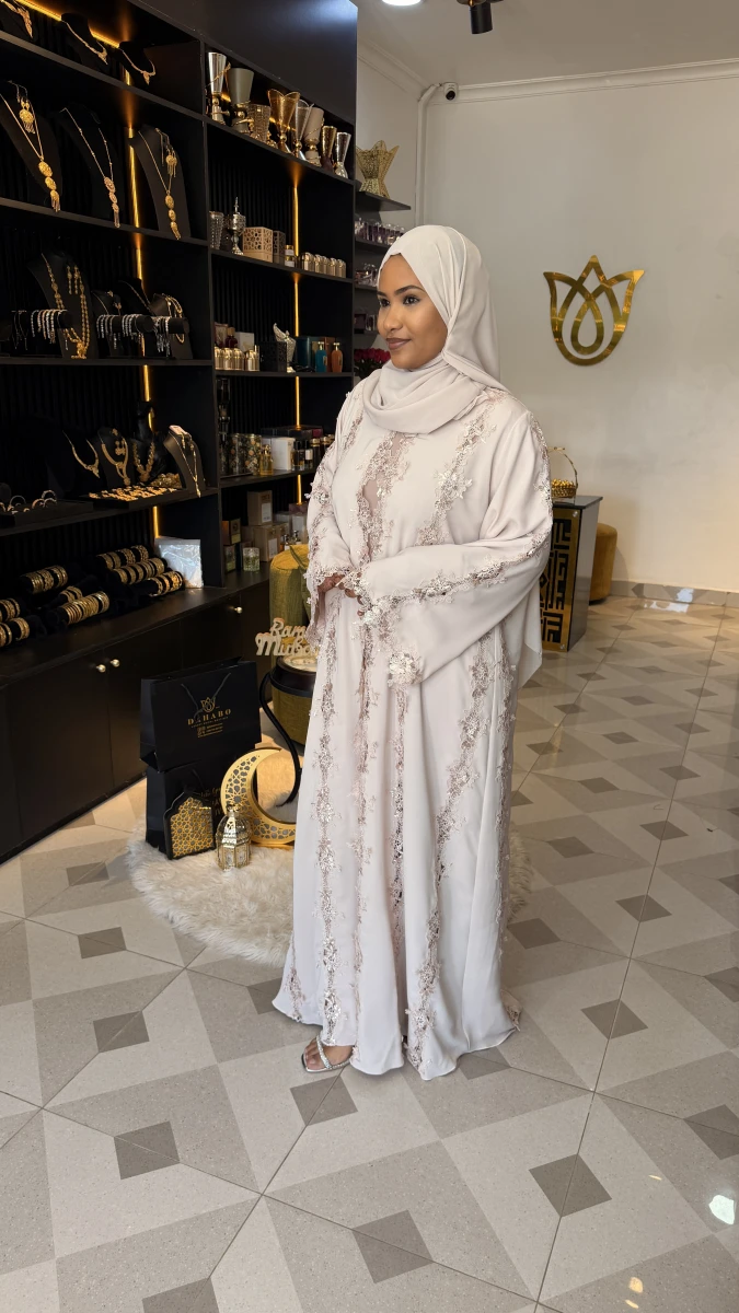 Nude Dante Abaya