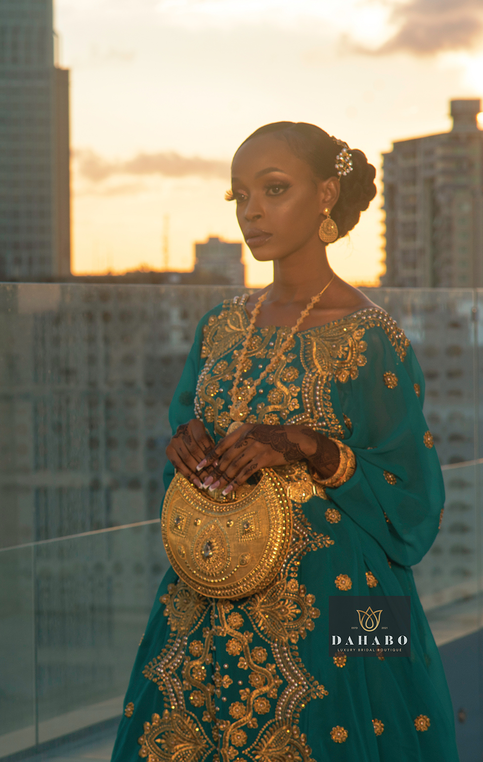 Asha (Turquoise Blue)