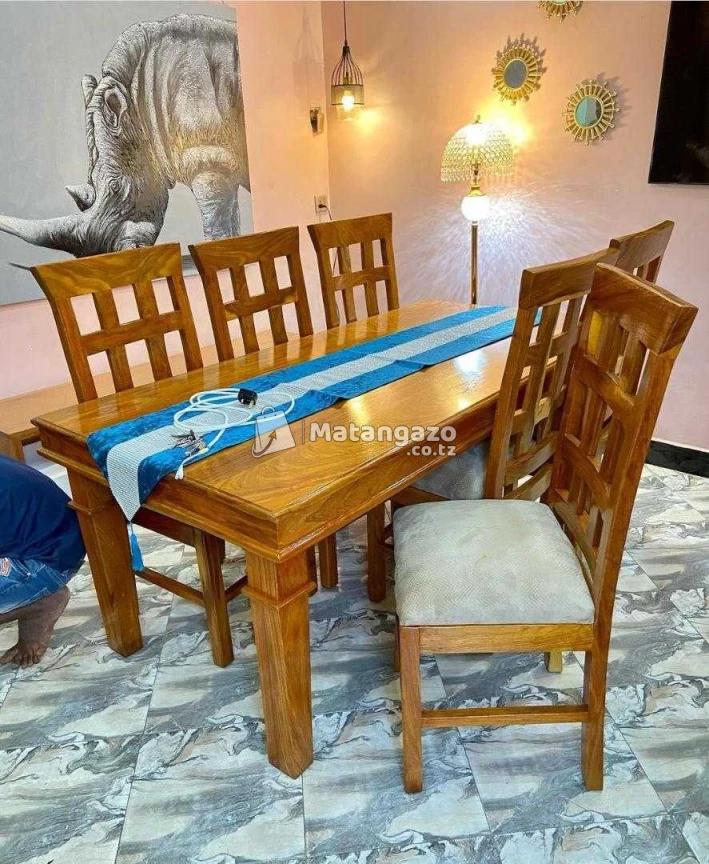 Dinning Table Set Mninga Hard Wood