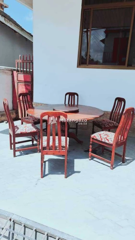 Dinning Table Set Ya Viti Vitano Used