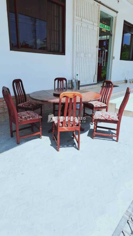 Dinning Table Set Ya Viti Vitano Used