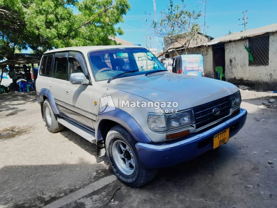 Toyota Land Cruiser 2000