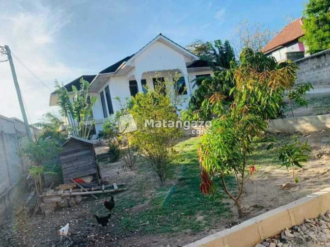 Inauzwa Ipo Mbezi Beach Afrikana Upande Wa Juu Balikiwe