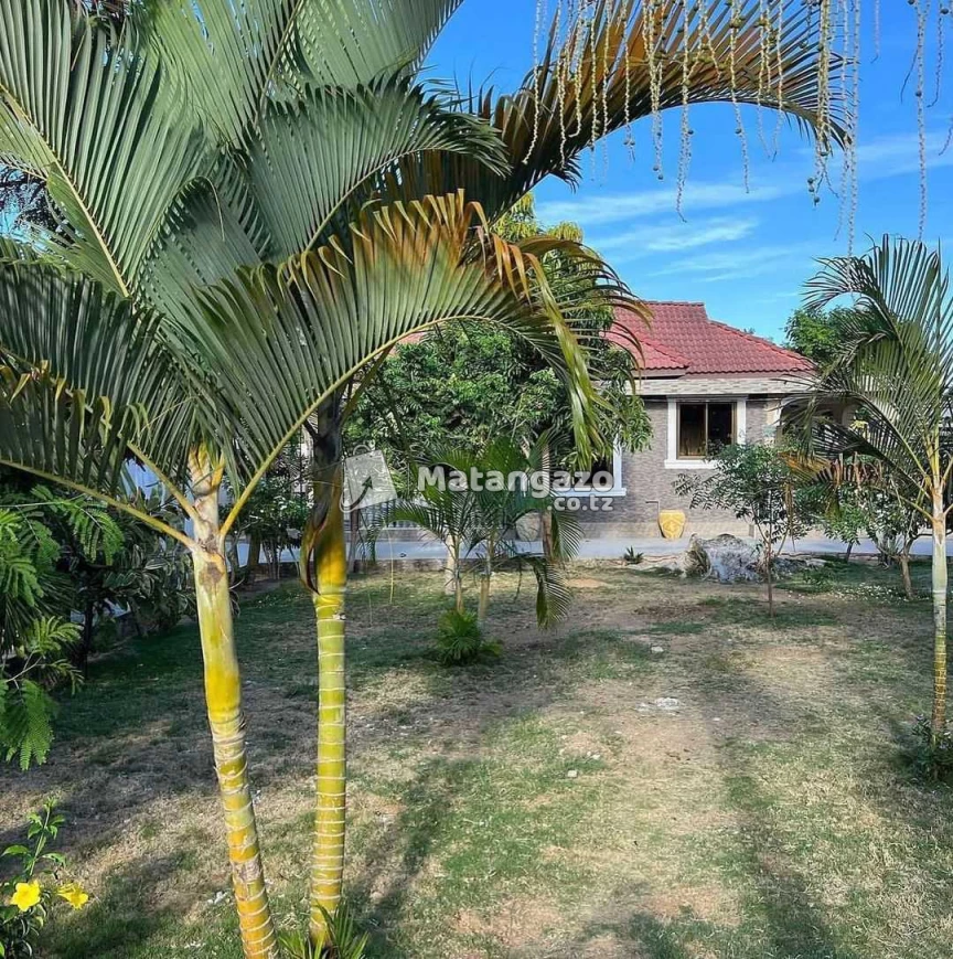 Inauzwa Ipo Mbezi Beach Upande Wa Chini Dar Es Salaam Tanzania