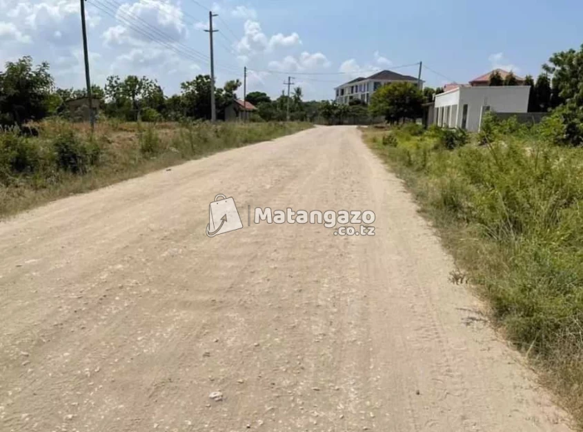 Eneo Linauzwa Lipo Mbweni Mpiji Dar Es Salaam Tanzania