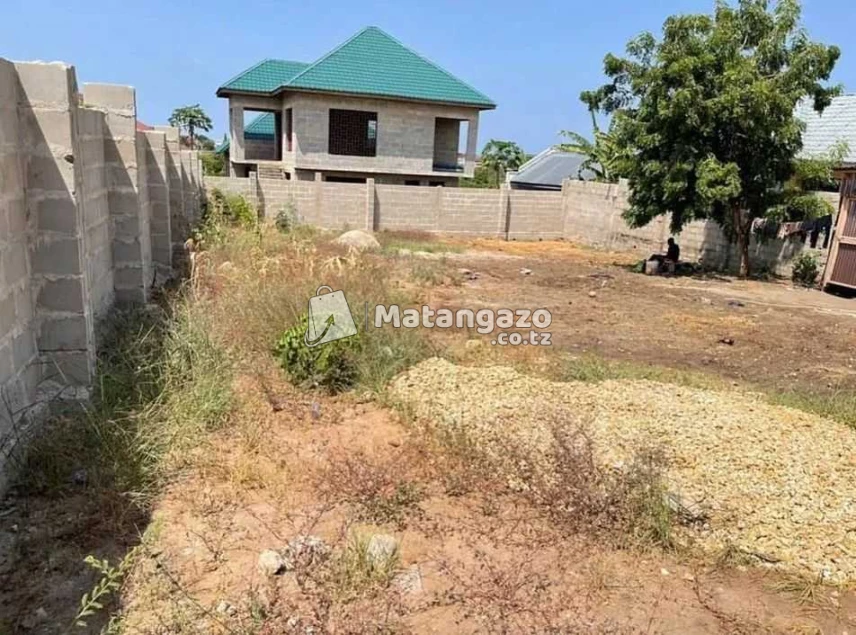 Eneo Linauzwa Lipo Mbweni Mpiji Dar Es Salaam Tanzania