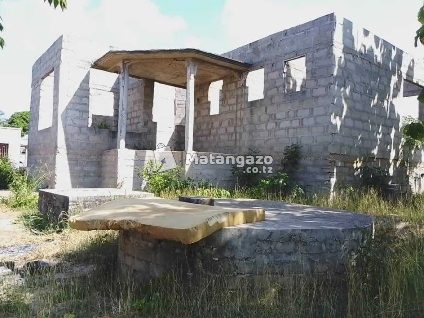 Pagale Lenye Vyumba Vitatu Linauzwa Lipo Kelege Matumbi Pwani Tanzania