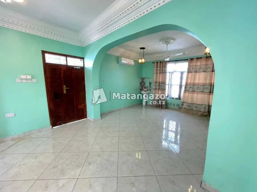 Nyumba Yenye Vyumba Vitatu Inayojitegemea Inapangishwa Ipo Msasani Dar Es Salaam Tanzania
