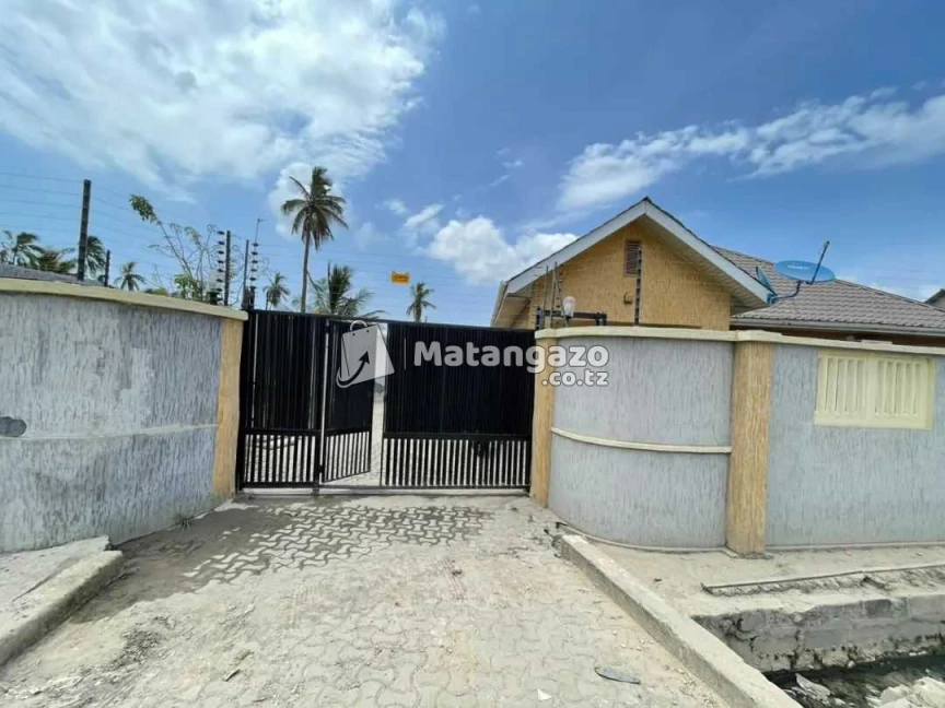 Nyumba Yenye Vyumba Vitatu Inayojitegemea Inapangishwa Ipo Msasani Dar Es Salaam Tanzania
