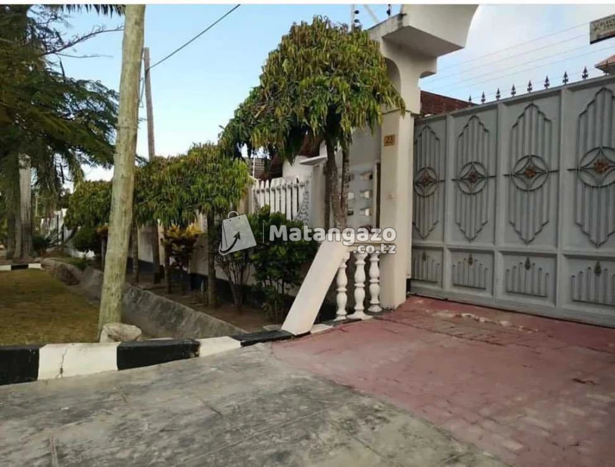 Nyumba Yenye Vyumba Vinne Inauzwa Ipo Mbezi Beach Dar Es Salaam Tanzania