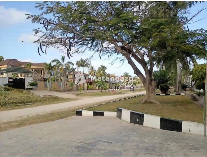 Nyumba Yenye Vyumba Vinne Inauzwa Ipo Mbezi Beach Dar Es Salaam Tanzania