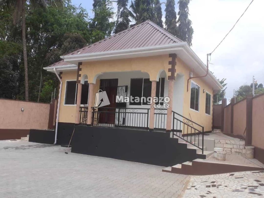 Apartment Yenye Vyumba Vitatu Inapangishwa Ipo Boko Magengeni Dar Es Salaam Tanzania
