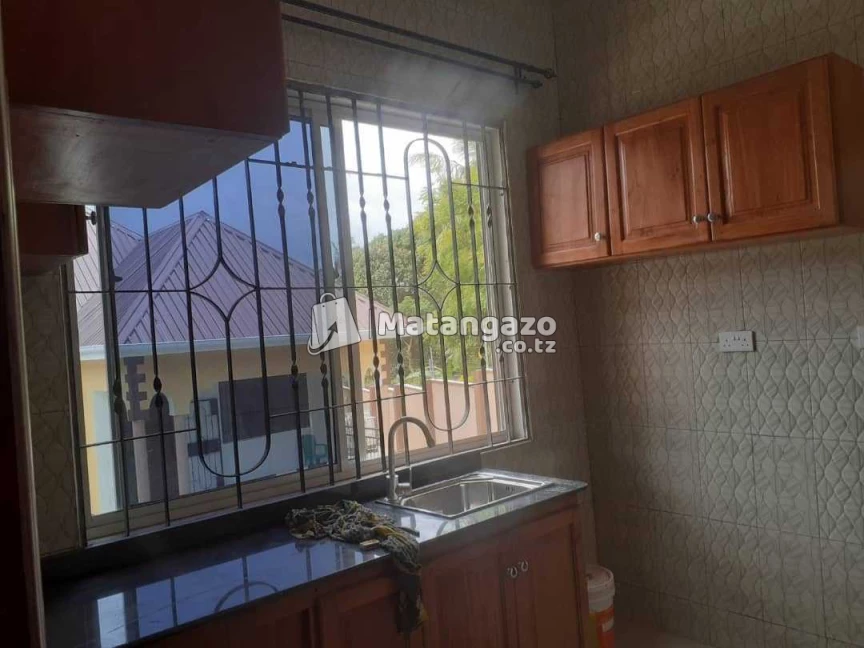 Apartment Yenye Vyumba Vitatu Inapangishwa Ipo Boko Magengeni Dar Es Salaam Tanzania