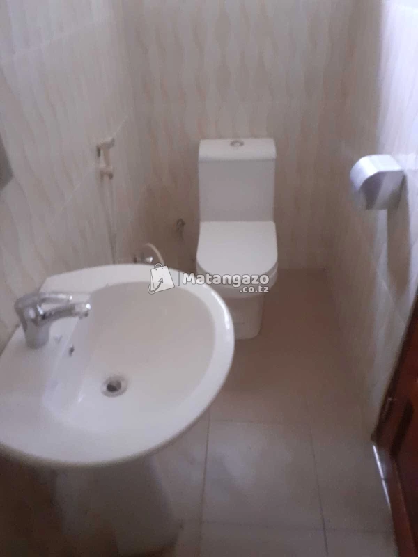 Apartment Yenye Vyumba Vitatu Inapangishwa Ipo Boko Magengeni Dar Es Salaam Tanzania