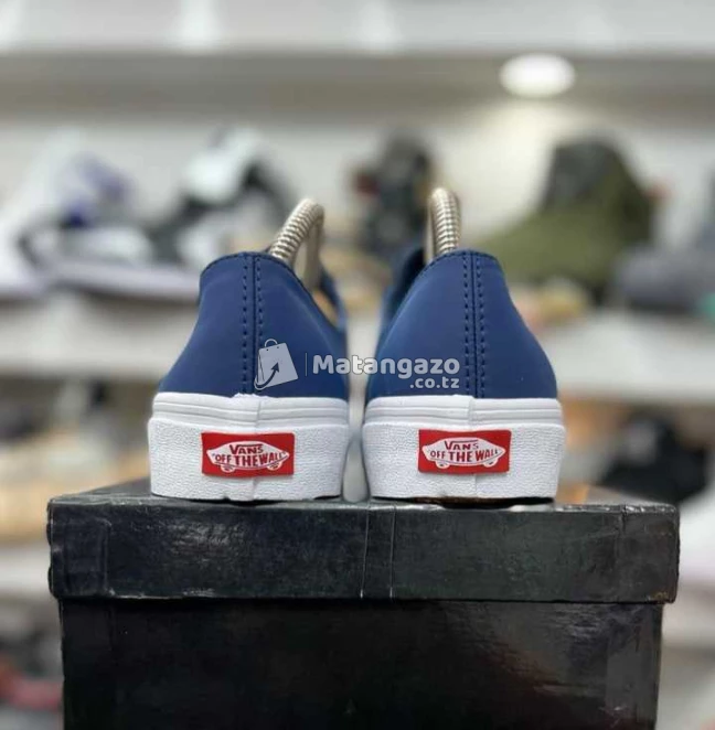 Vans Sneaker Brand New