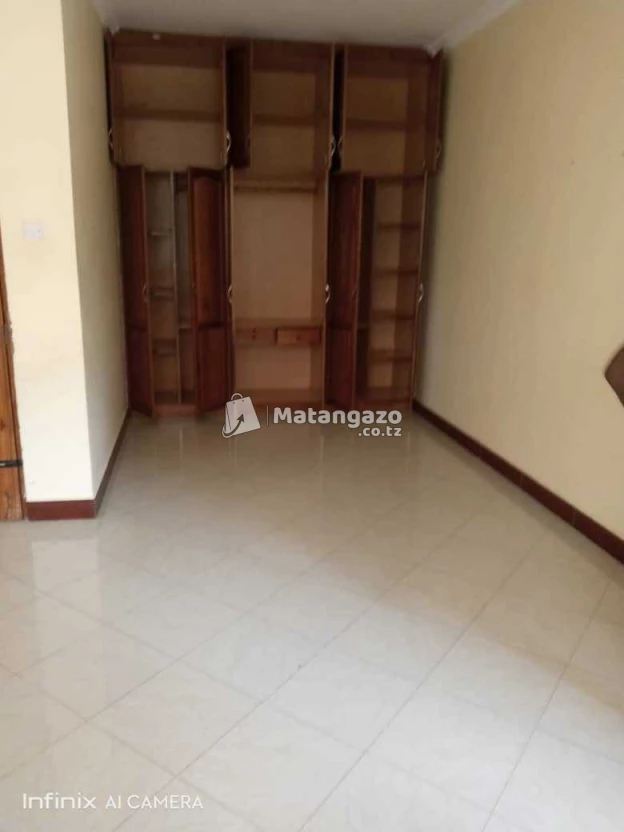3bedroom With Staff House For Rent In Njiro