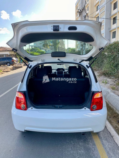 Toyota Ist 2005