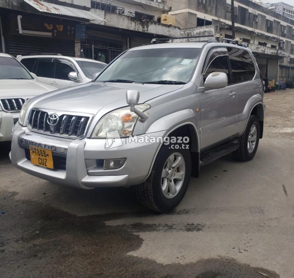 Toyota Land Cruiser Prado 2023