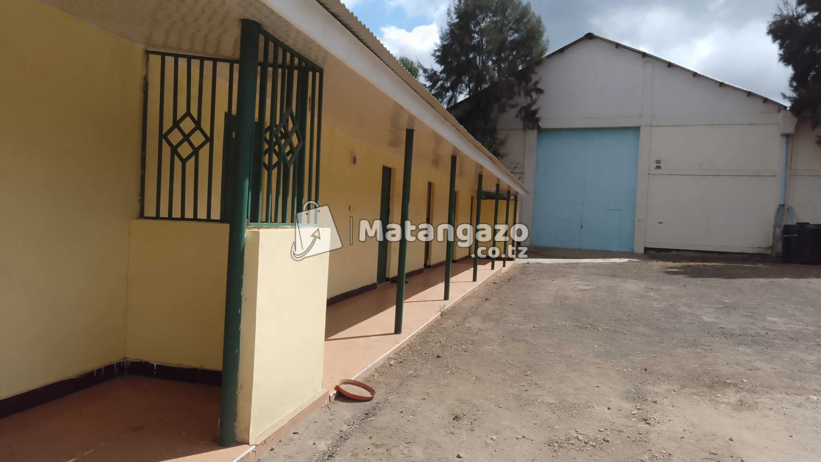 HOUSE WARE FOR SALE AT KISONGO -ARUSHA, TANZANIA
