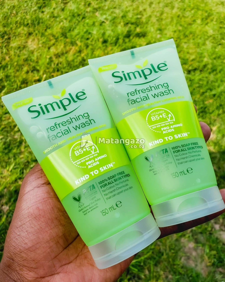 SIMPLE (Refreshing Facial Wash)