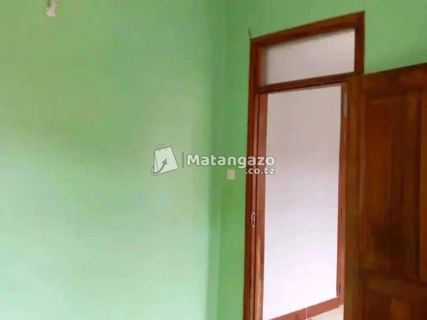 IPO UBUNGO KIBANGU DAR ES SALAAM TANZANIA