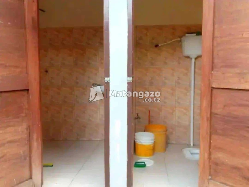 IPO UBUNGO KIBANGU DAR ES SALAAM TANZANIA