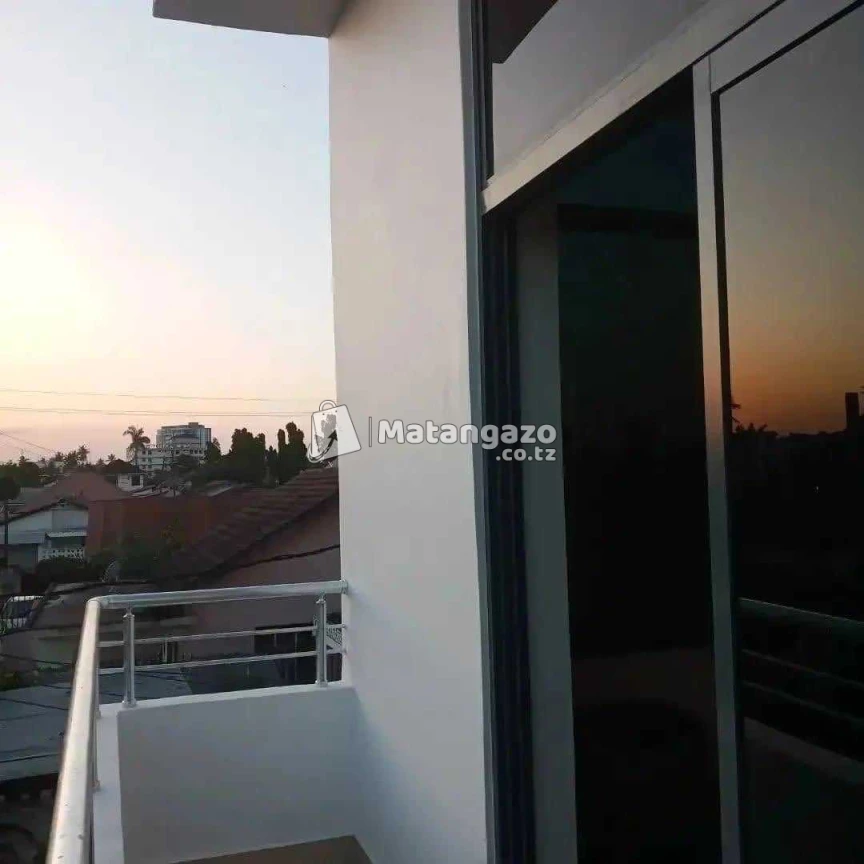 IPO SINZA KWA REMIY DAR ES SALAAM TANZANIA