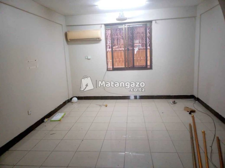 IPO KARIAKOO DAR ES SALAAM TANZANIA