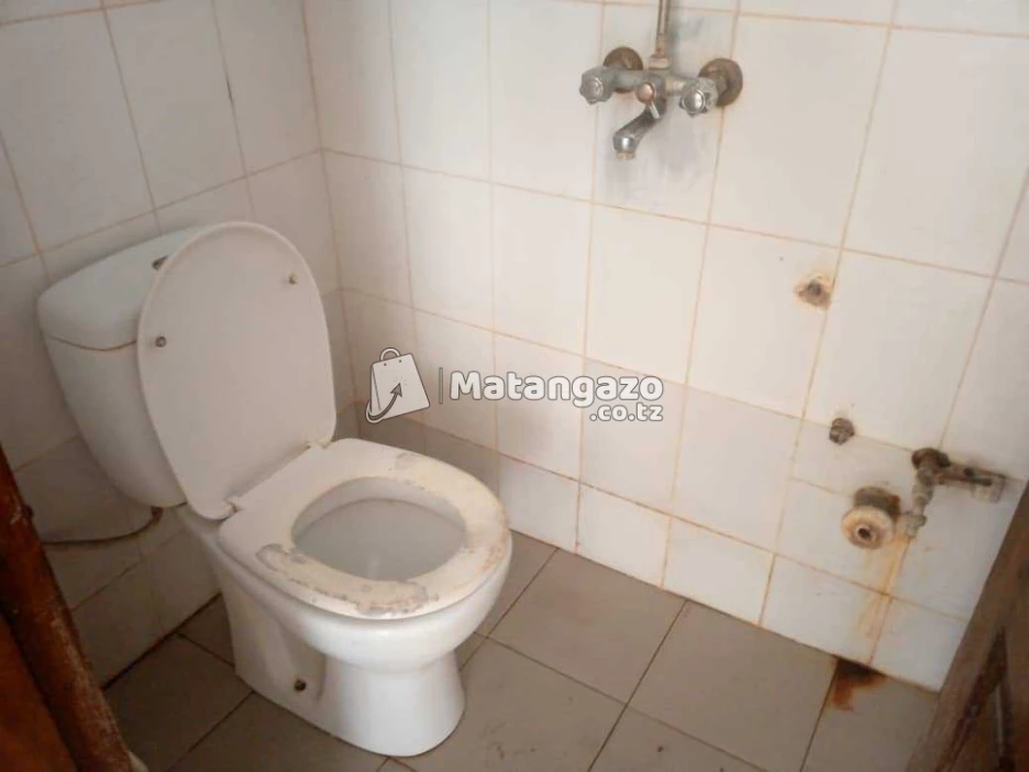 IPO KARIAKOO DAR ES SALAAM TANZANIA