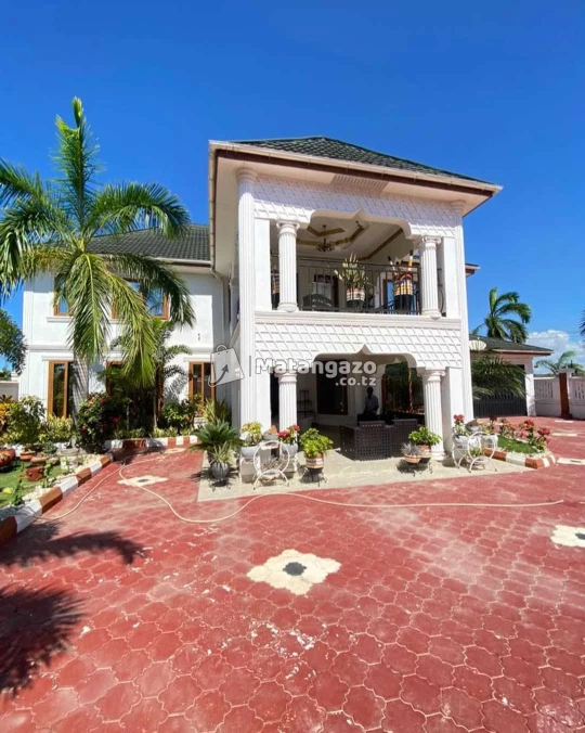 IPO MBWENI JKT DAR ES SALAAM TANZANIA