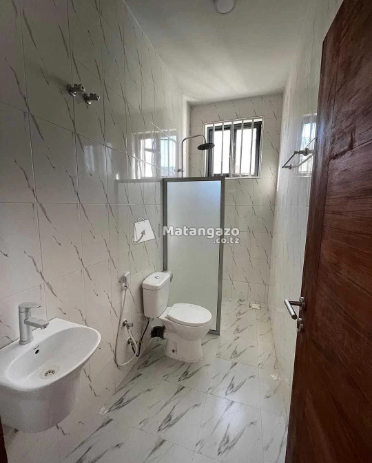 APARTMENTS YENYE VYUMBA VIWILI INAPANGISHWA IPO SALASALA DAR ES SALAAM TANZANIA