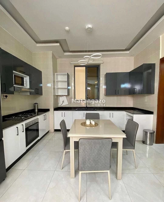 APARTMENTS YENYE VYUMBA VITATU FUL FURNITURE INAPANGISHWA