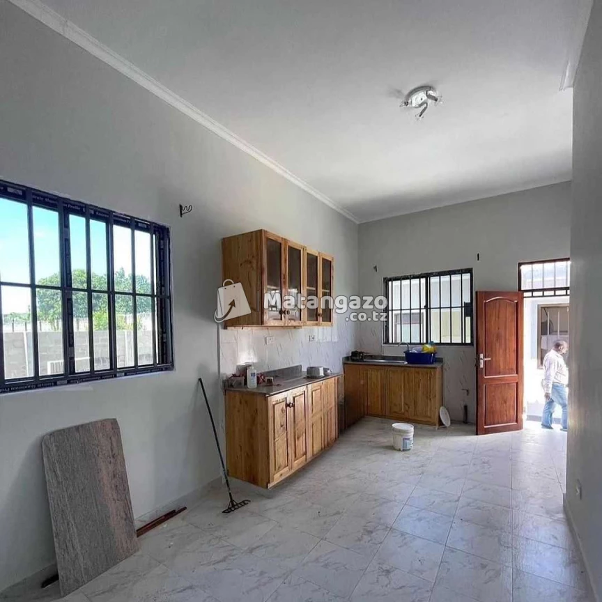 APARTMENTS YENYE VYUMBA VINNE INAPANGISHWA LAKI 9 KWA MWEZI IPO MBWENI JKT