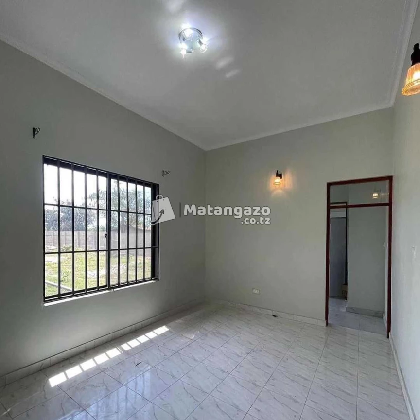 APARTMENTS YENYE VYUMBA VINNE INAPANGISHWA LAKI 9 KWA MWEZI IPO MBWENI JKT