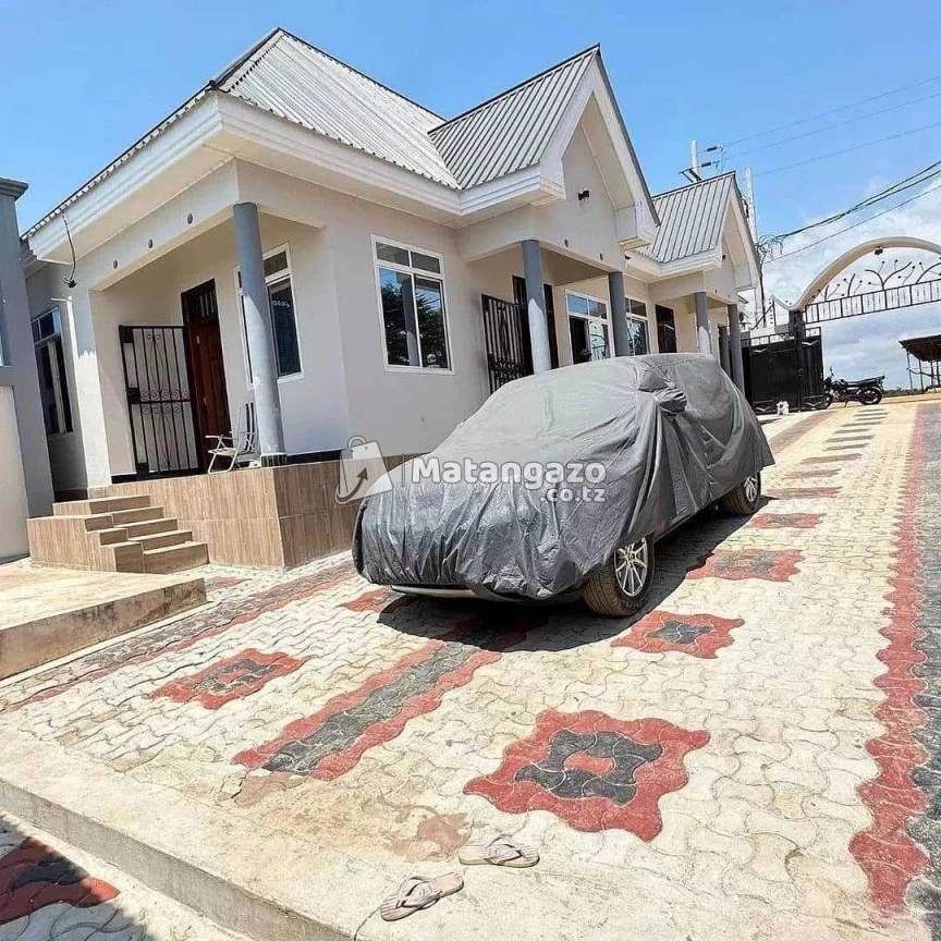 APARTMENTS YENYE VYUMBA VIWILI INAPANGISHWA LAKI 5 KWA MWEZI IPO MBEZI JUU