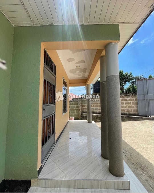 APARTMENTS YENYE VYUMBA VIWILI INAPANGISHWA LAKI 4 KWA MWEZI IPO GOBA MWANZONI