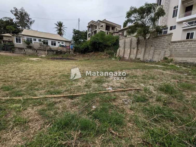KIWANJA KINAUZWA MILIONI 90 MAONGEZI YAPO SQMT 1500 LINA HATI LIPO BUNJU