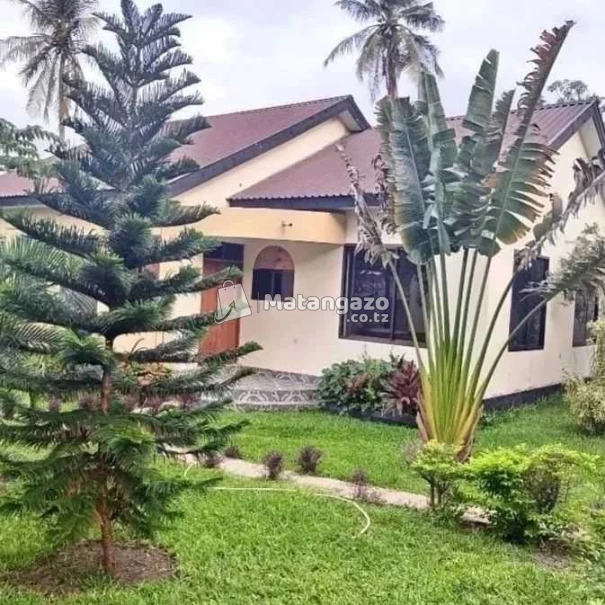 APARTMENTS YENYE VYUMBA VIWILI INAPANGISHWA LAKI 3.5 KWA MWEZI IPO KUNDUCHI