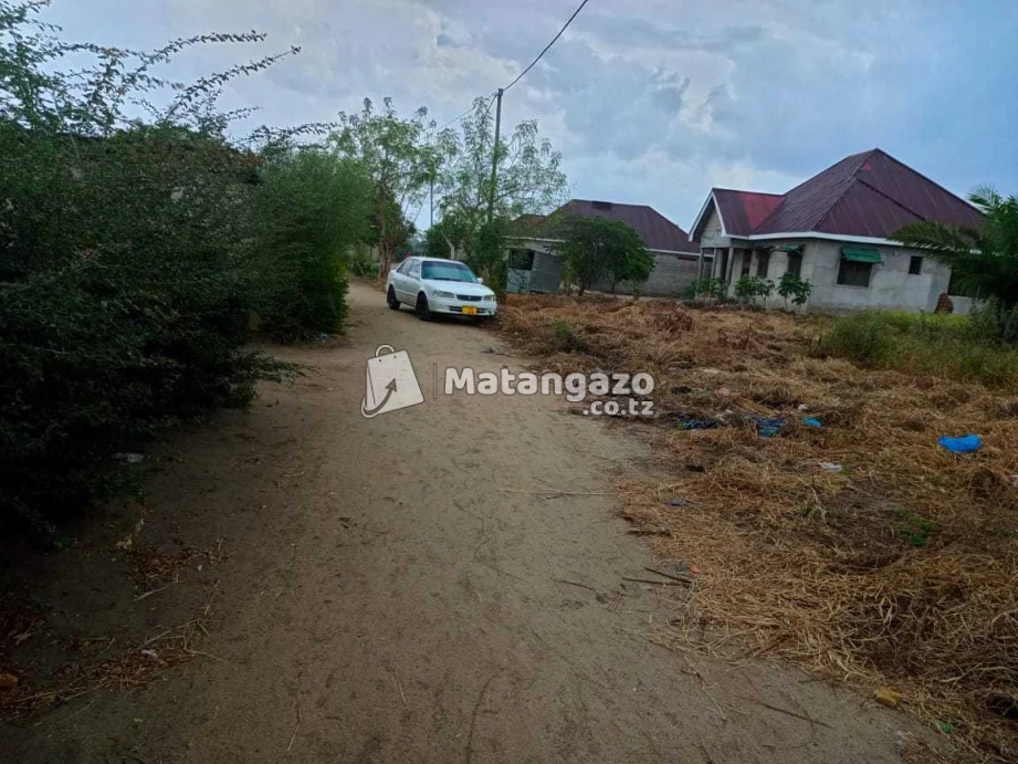 ENEO LINAUZWA MILIONI 16 MAONGEZI YAPO SQMT 1600 LIMEPIMWA LIPO MINGOI BAGAMOYO