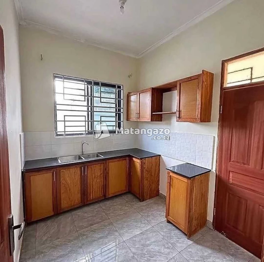 APARTMENTS YENYE VYUMBA VIWILI INAPANGISHWA LAKI 5 KWA MWEZI IPO GOBA