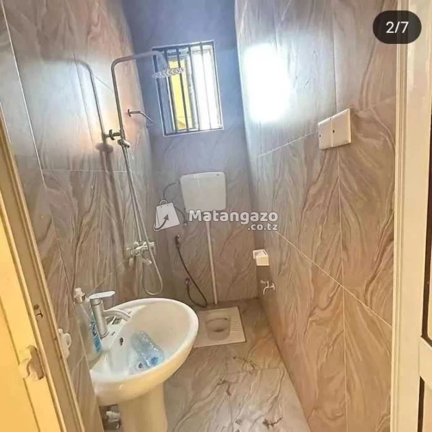 CHUMBA MASTER SEBULE INAPANGISHWA LAKI 2 KWA MWEZI IPO MBEZI JUU MASANA