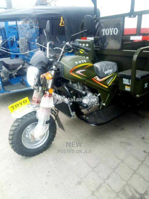 New Bajaj 1500 CC Others