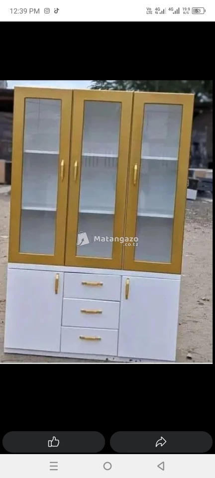 kabati za nguo na vyombo