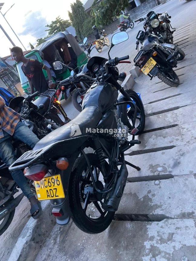 Used TVS 125 CC Black