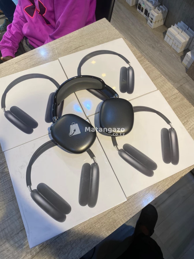 AIRPODS MAX