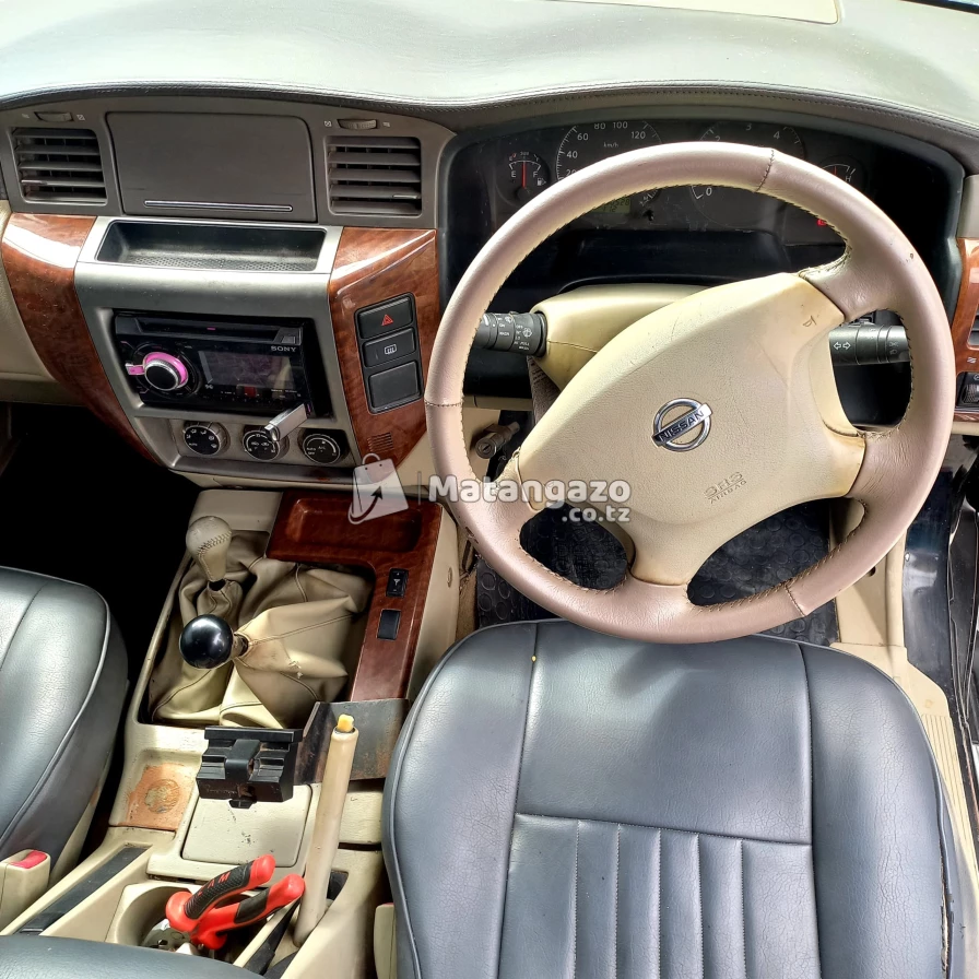 Nissan Patrol 2008 Black