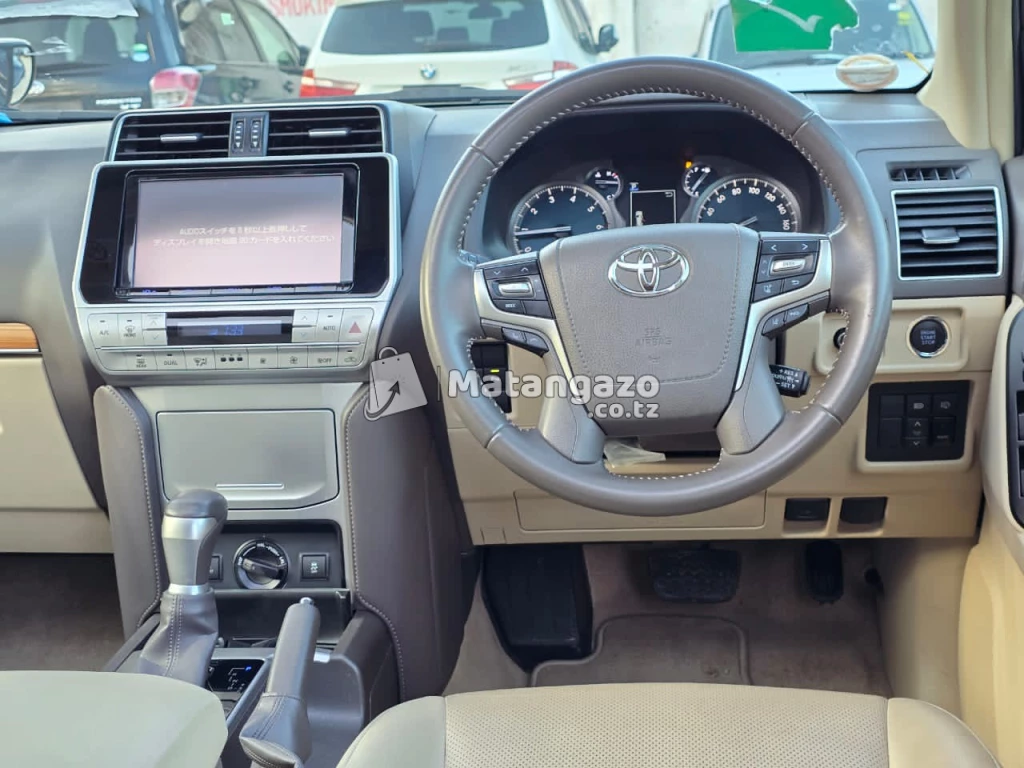 Toyota Land cruiser prado 2019 Black