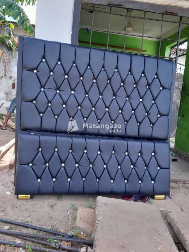 Bed sofa bei kuanzia 180000 nakuendelea