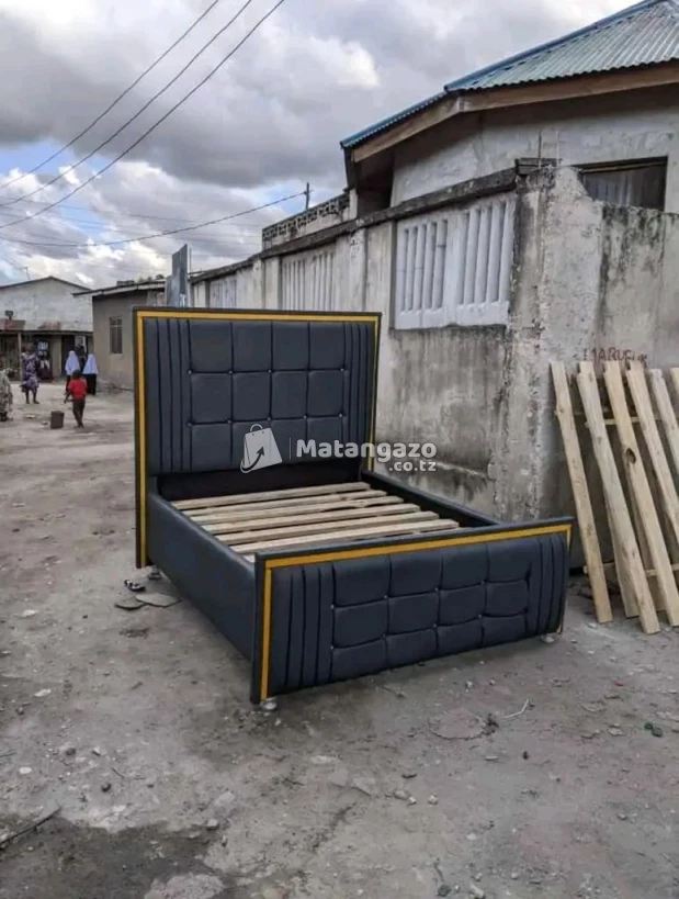 Bed sofa bei kuanzia 180000 nakuendelea