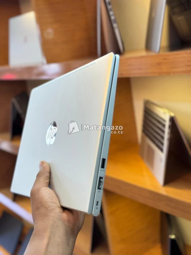 New Laptop HP EliteBook  8GB RAM 256GB SSD